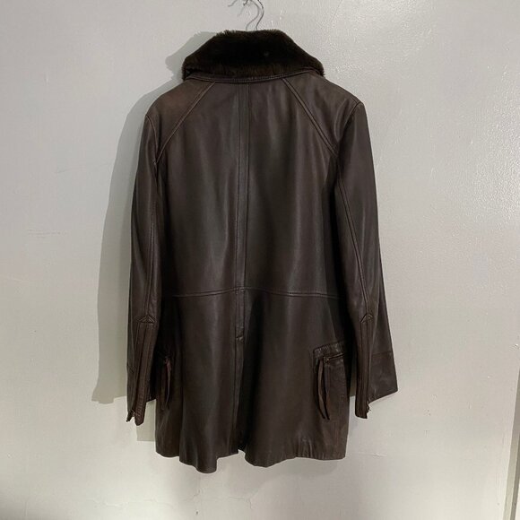 Vintage Lined brown leather coat with fake fur collar- Danier $60 - Picture 2 of 8